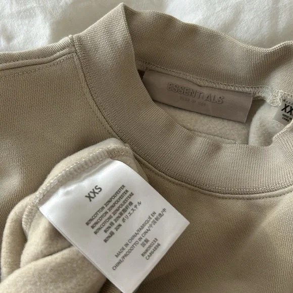 Essentials Sweater - Picture 9 of 9